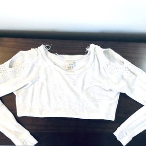 Cut out shoulder Sweater